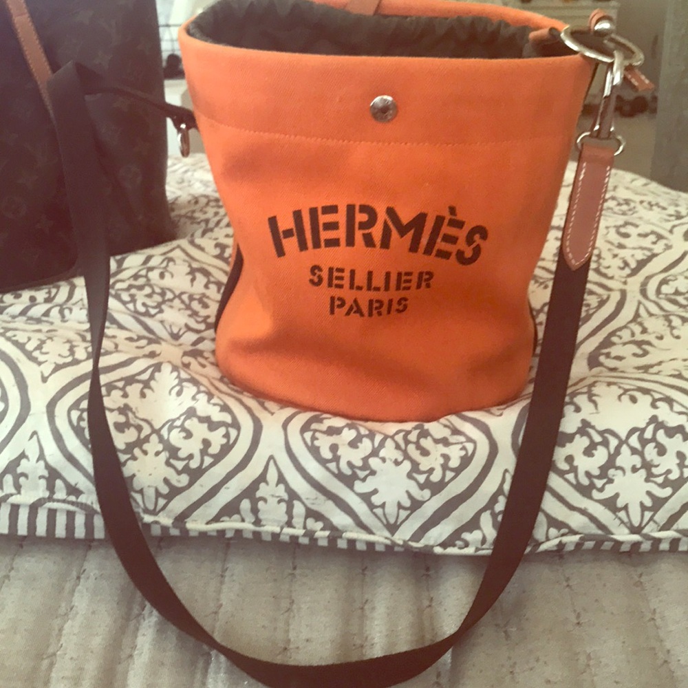 AUTHENTIC Hermes canvas bucket bag